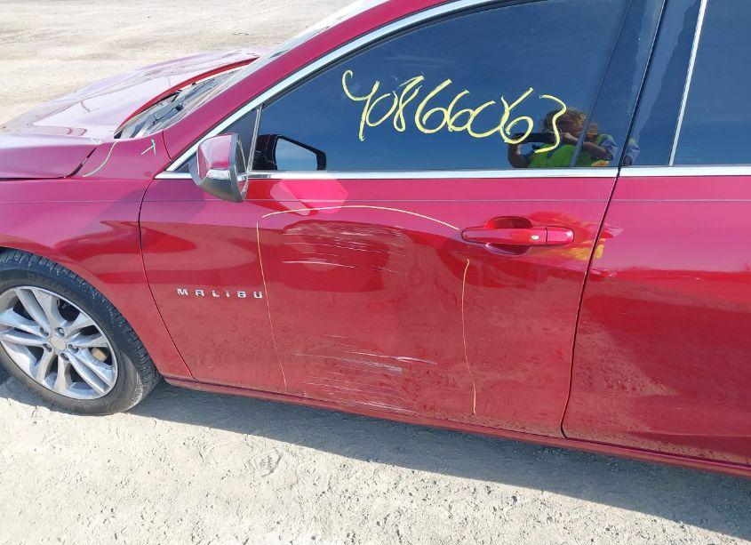 Photo 6 of 2016 Chevrolet Malibu 1LT (VIN 1G1ZE5ST3GF185190)