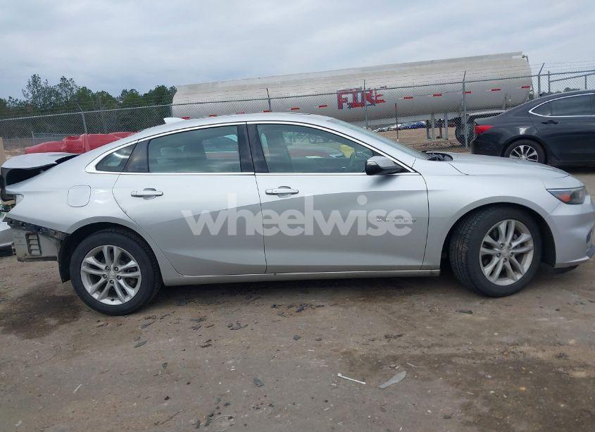 Photo 14 of 2016 Chevrolet Malibu 1LT (VIN 1G1ZE5ST3GF211626)