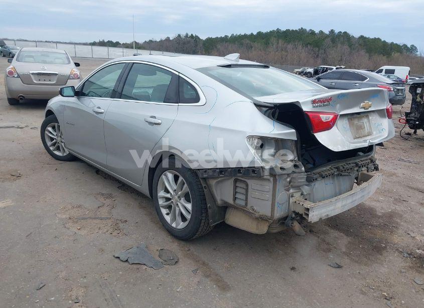 Photo 3 of 2016 Chevrolet Malibu 1LT (VIN 1G1ZE5ST3GF211626)