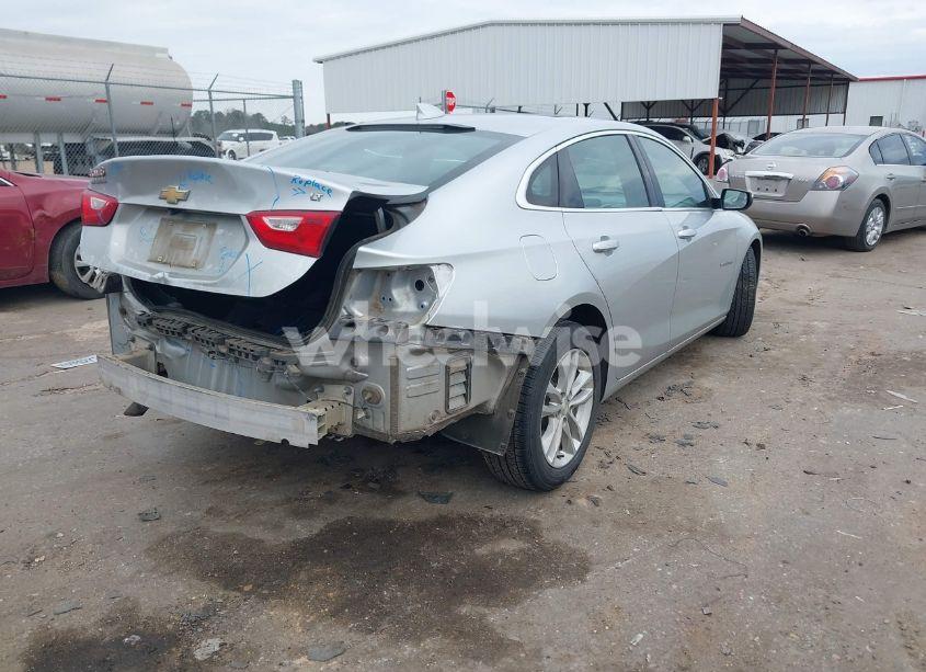 Photo 4 of 2016 Chevrolet Malibu 1LT (VIN 1G1ZE5ST3GF211626)