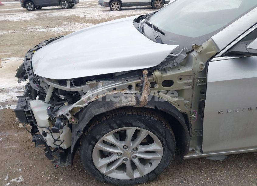 Photo 17 of 2016 Chevrolet Malibu 1LT (VIN 1G1ZE5ST3GF212100)