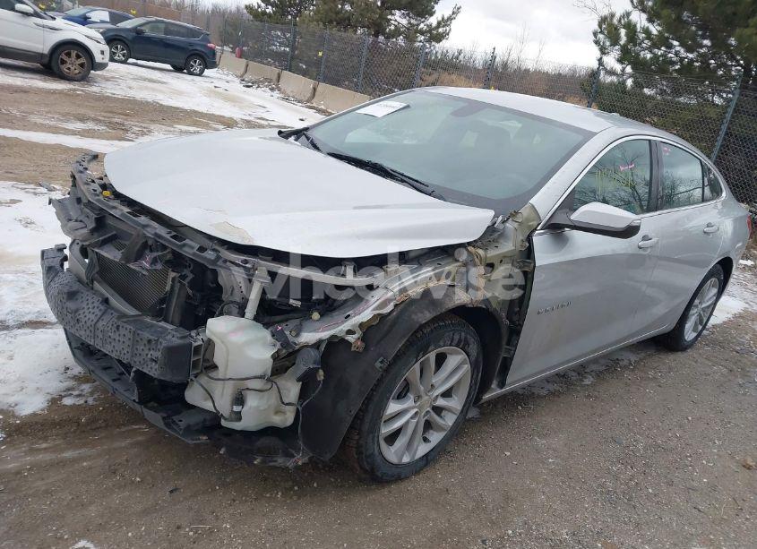 Photo 2 of 2016 Chevrolet Malibu 1LT (VIN 1G1ZE5ST3GF212100)