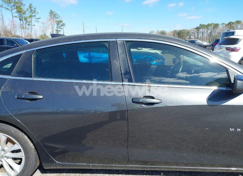 Photo 13 of 2016 Chevrolet Malibu 1LT (VIN 1G1ZE5ST3GF235747)