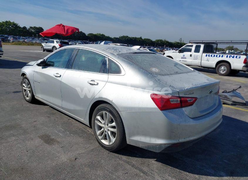 Photo 3 of 2016 Chevrolet Malibu 1LT (VIN 1G1ZE5ST3GF262866)