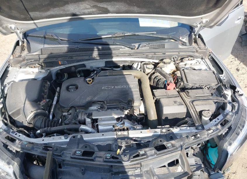 Photo 10 of 2016 Chevrolet Malibu 1LT (VIN 1G1ZE5ST3GF282549)