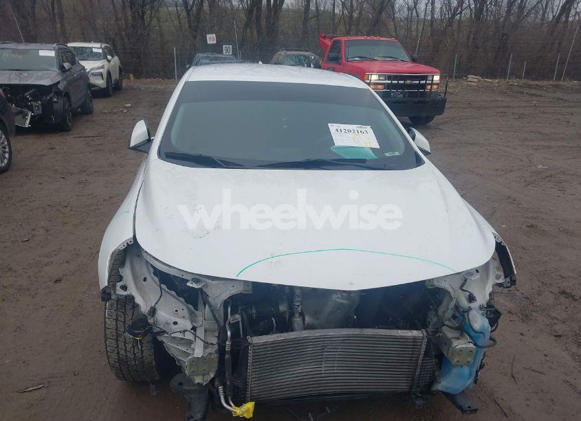 Photo 12 of 2016 Chevrolet Malibu 1LT (VIN 1G1ZE5ST3GF286844)