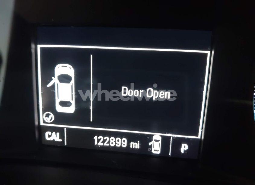 Photo 15 of 2016 Chevrolet Malibu 1LT (VIN 1G1ZE5ST3GF286844)