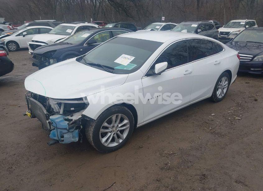 Photo 2 of 2016 Chevrolet Malibu 1LT (VIN 1G1ZE5ST3GF286844)