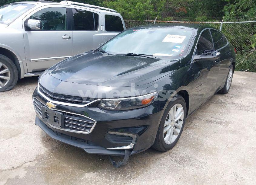 Photo 2 of 2016 Chevrolet Malibu 1LT (VIN 1G1ZE5ST3GF293079)
