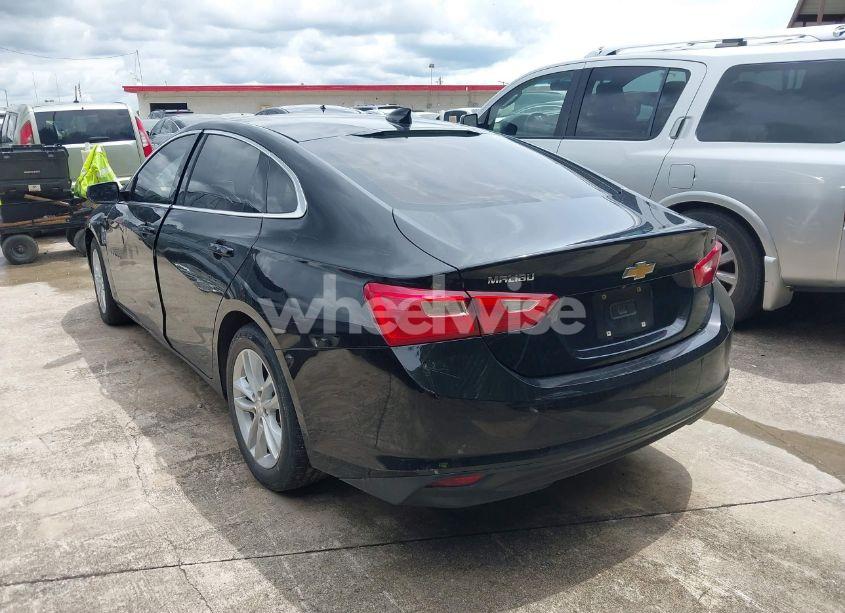 Photo 3 of 2016 Chevrolet Malibu 1LT (VIN 1G1ZE5ST3GF293079)