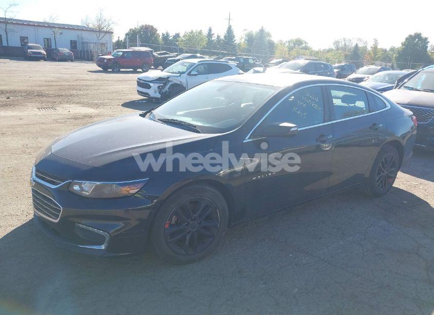 Photo 2 of 2016 Chevrolet Malibu 1LT (VIN 1G1ZE5ST3GF299481)