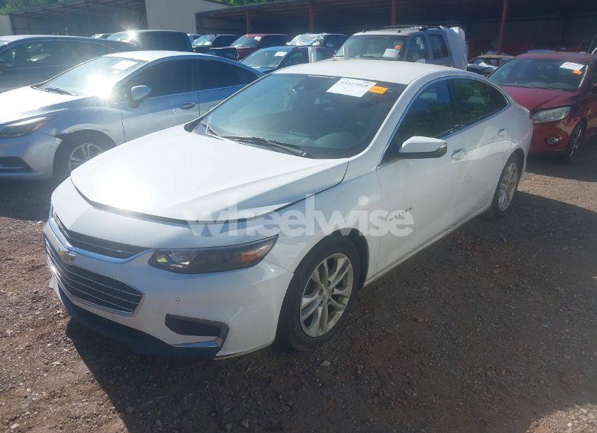 Photo 2 of 2016 Chevrolet Malibu 1LT (VIN 1G1ZE5ST3GF304002)