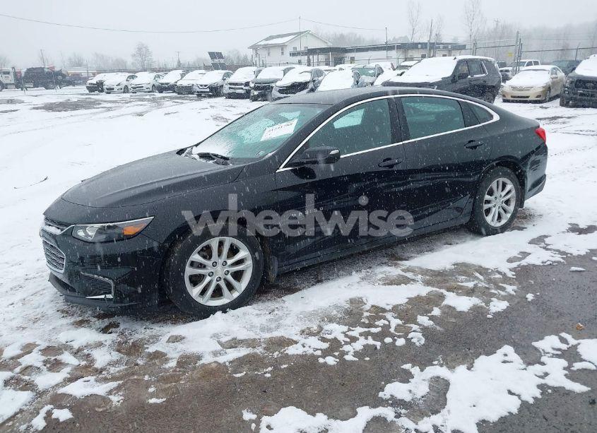 Photo 2 of 2016 Chevrolet Malibu 1LT (VIN 1G1ZE5ST3GF314092)