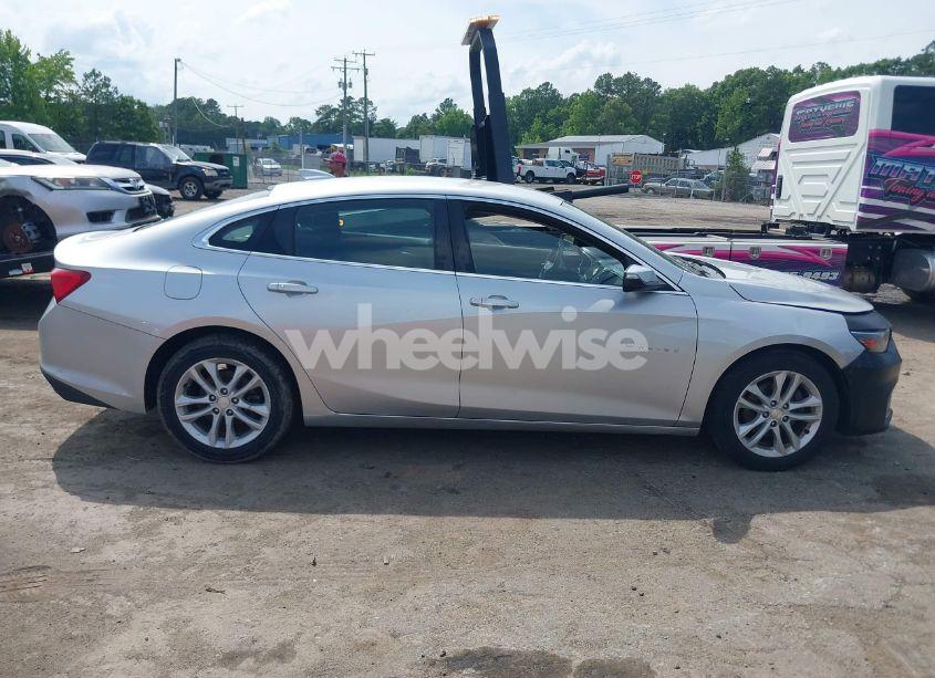 Photo 13 of 2016 Chevrolet Malibu LT (VIN 1G1ZE5ST3GF322032)