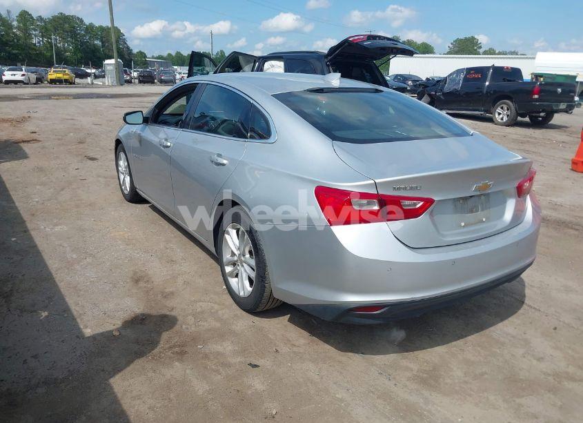 Photo 3 of 2016 Chevrolet Malibu LT (VIN 1G1ZE5ST3GF322032)
