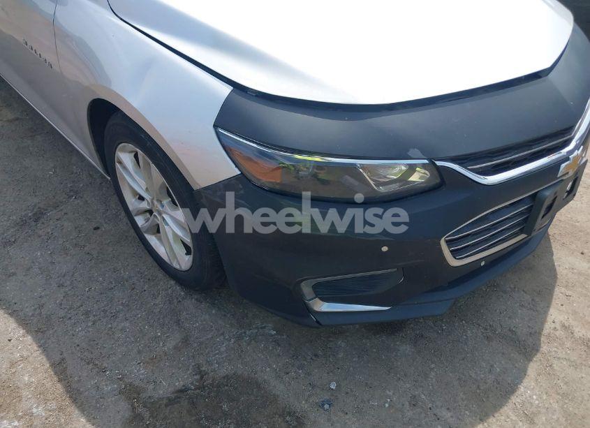 Photo 6 of 2016 Chevrolet Malibu LT (VIN 1G1ZE5ST3GF322032)