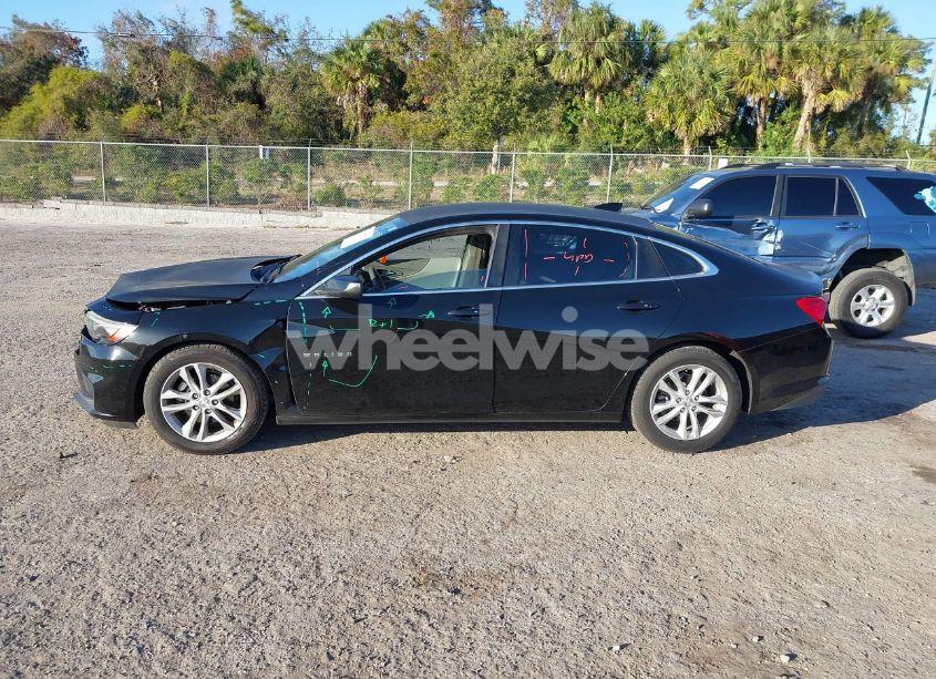 Photo 14 of 2016 Chevrolet Malibu 1LT (VIN 1G1ZE5ST3GF323908)