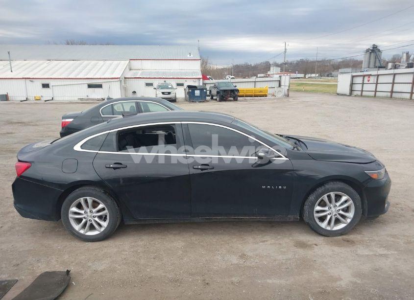 Photo 13 of 2016 Chevrolet Malibu 1LT (VIN 1G1ZE5ST3GF326226)