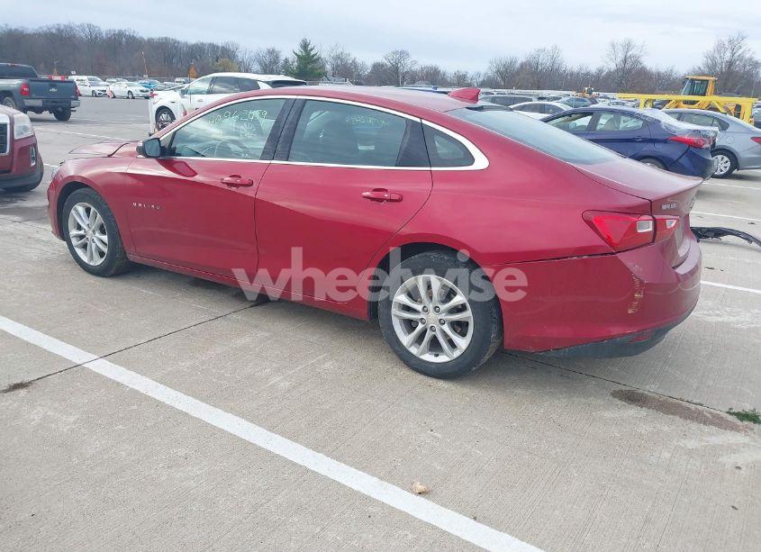 Photo 3 of 2016 Chevrolet Malibu 1LT (VIN 1G1ZE5ST3GF327926)