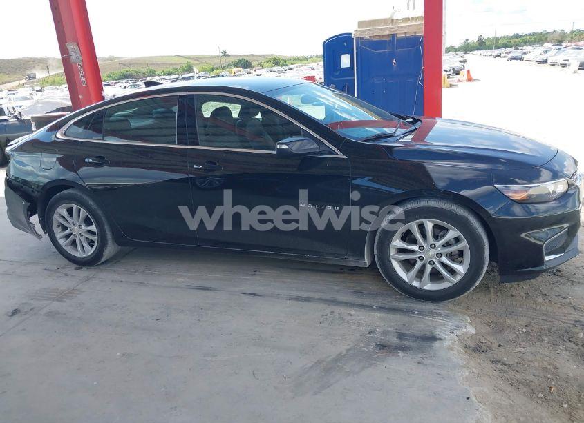 Photo 13 of 2016 Chevrolet Malibu 1LT (VIN 1G1ZE5ST3GF350378)