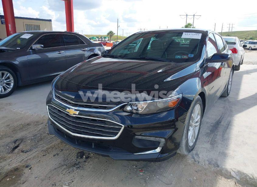 Photo 2 of 2016 Chevrolet Malibu 1LT (VIN 1G1ZE5ST3GF350378)