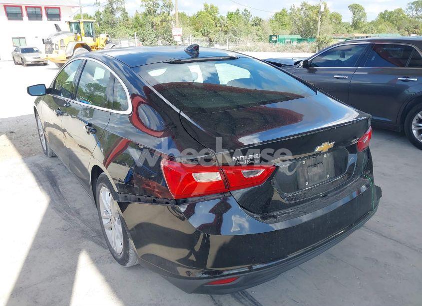 Photo 3 of 2016 Chevrolet Malibu 1LT (VIN 1G1ZE5ST3GF350378)