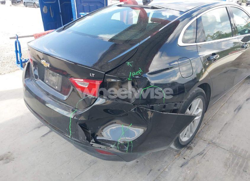 Photo 6 of 2016 Chevrolet Malibu 1LT (VIN 1G1ZE5ST3GF350378)