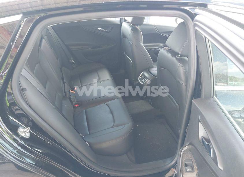 Photo 8 of 2016 Chevrolet Malibu 1LT (VIN 1G1ZE5ST3GF350378)