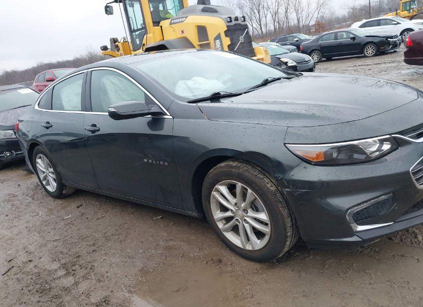 Photo 13 of 2016 Chevrolet Malibu 1LT (VIN 1G1ZE5ST3GF357864)
