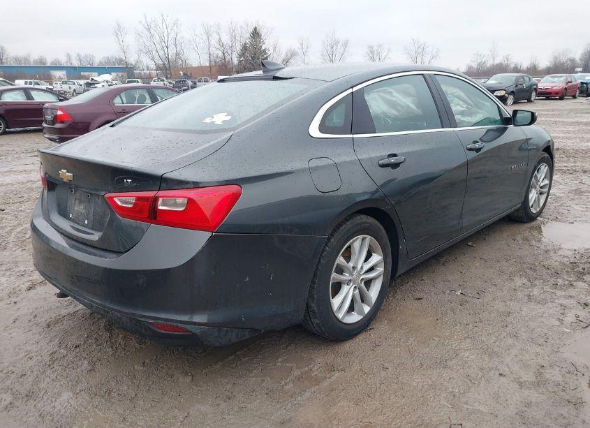 Photo 4 of 2016 Chevrolet Malibu 1LT (VIN 1G1ZE5ST3GF357864)