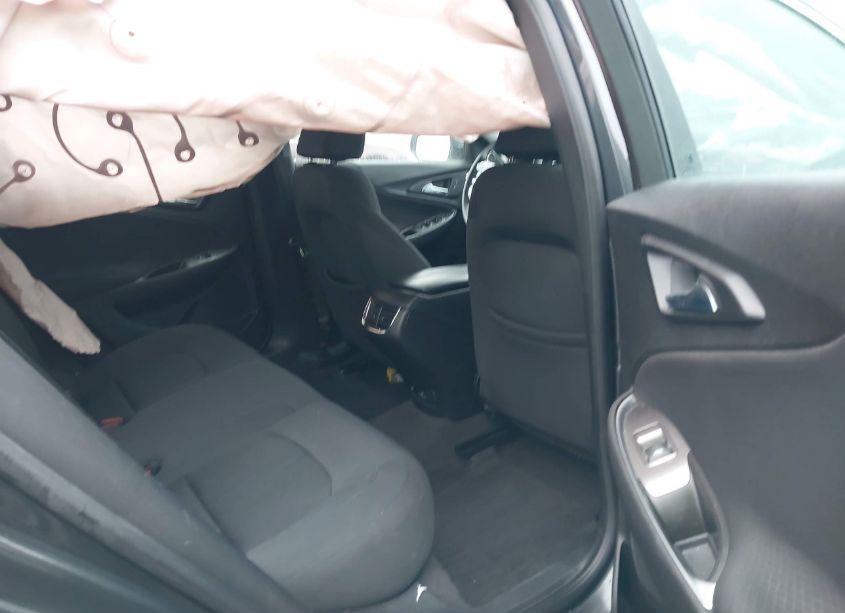 Photo 8 of 2016 Chevrolet Malibu 1LT (VIN 1G1ZE5ST3GF357864)