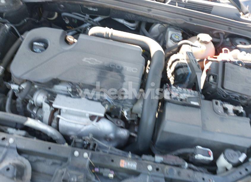 Photo 10 of 2017 Chevrolet Malibu 1LT (VIN 1G1ZE5ST3HF107235)