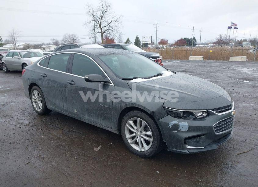 2017 Chevrolet Malibu 1LT (VIN 1G1ZE5ST3HF109471) main photo