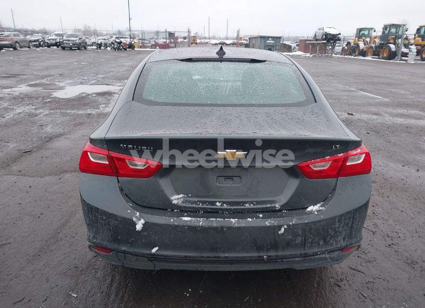 Photo 16 of 2017 Chevrolet Malibu 1LT (VIN 1G1ZE5ST3HF109471)