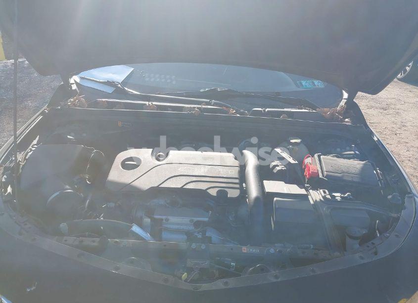 Photo 10 of 2017 Chevrolet Malibu 1LT (VIN 1G1ZE5ST3HF110023)