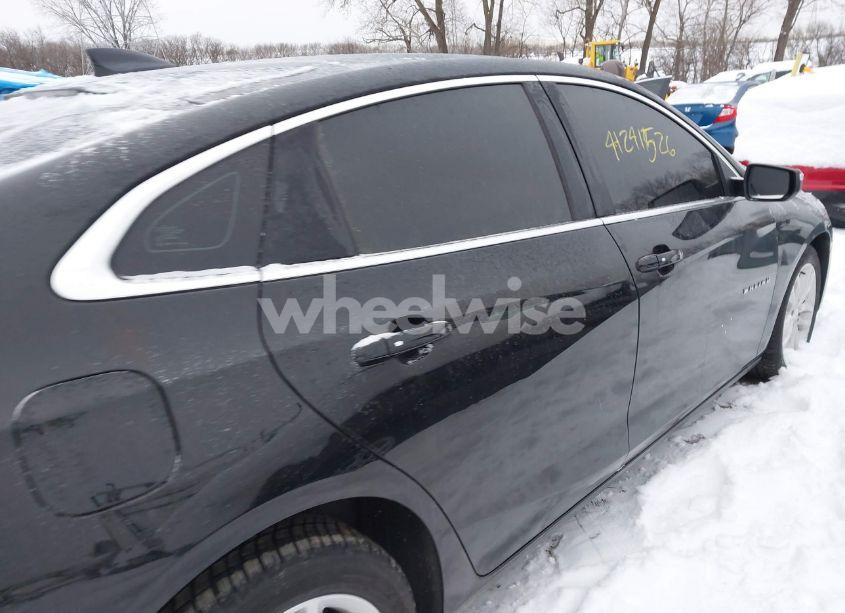 Photo 13 of 2017 Chevrolet Malibu 1LT (VIN 1G1ZE5ST3HF112709)