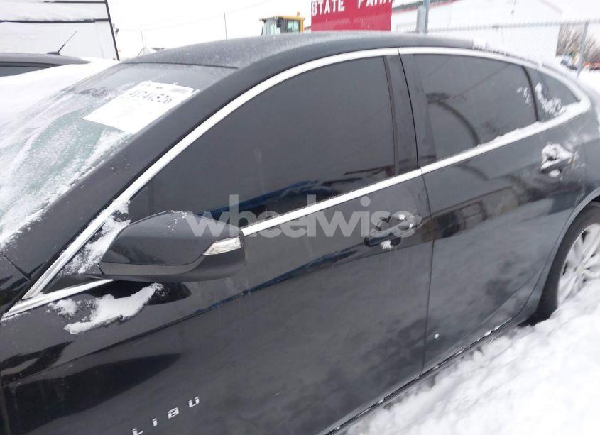 Photo 14 of 2017 Chevrolet Malibu 1LT (VIN 1G1ZE5ST3HF112709)