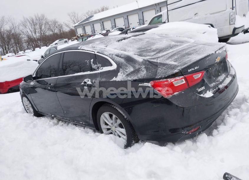 Photo 3 of 2017 Chevrolet Malibu 1LT (VIN 1G1ZE5ST3HF112709)