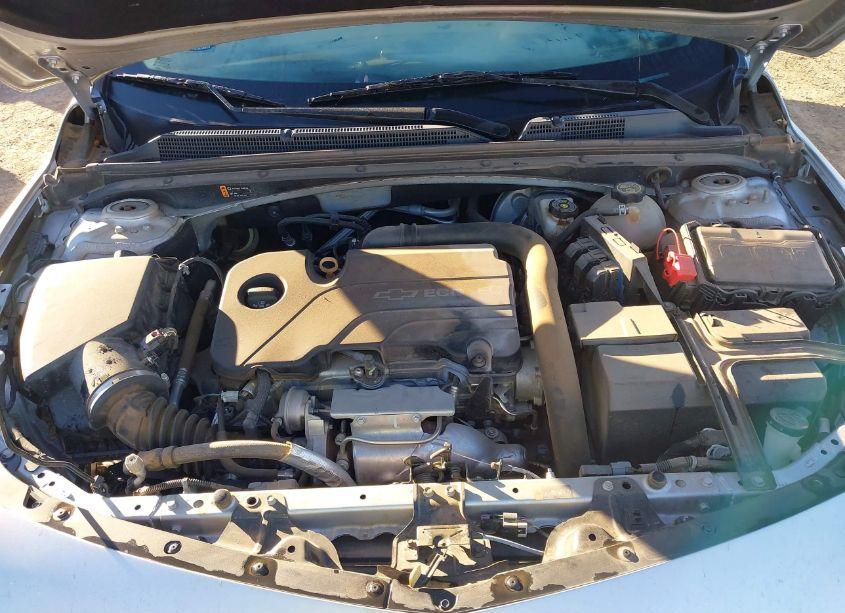 Photo 10 of 2017 Chevrolet Malibu 1LT (VIN 1G1ZE5ST3HF118249)