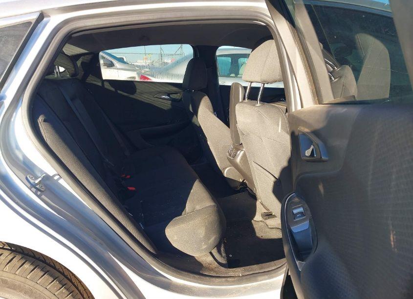 Photo 8 of 2017 Chevrolet Malibu 1LT (VIN 1G1ZE5ST3HF118249)