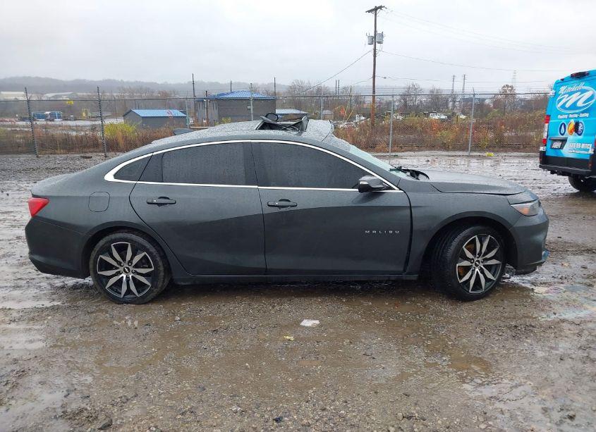 Photo 12 of 2017 Chevrolet Malibu 1LT (VIN 1G1ZE5ST3HF122284)