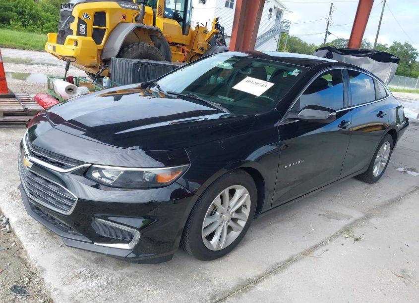 Photo 2 of 2017 Chevrolet Malibu 1LT (VIN 1G1ZE5ST3HF137738)