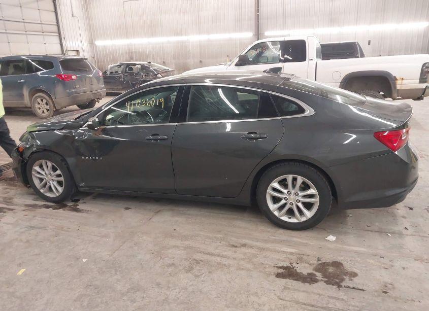 Photo 14 of 2017 Chevrolet Malibu 1LT (VIN 1G1ZE5ST3HF176779)