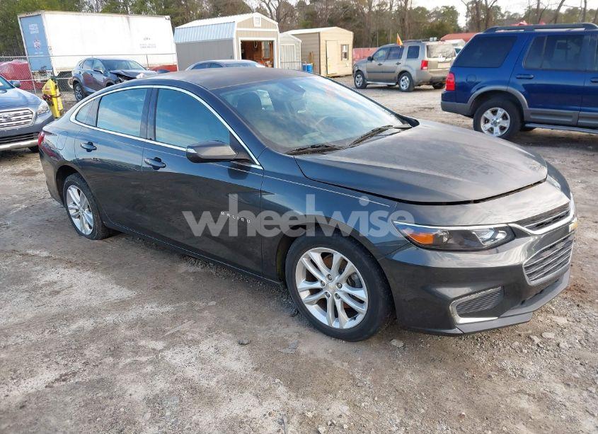 2017 Chevrolet Malibu 1LT (VIN 1G1ZE5ST3HF185630) main photo