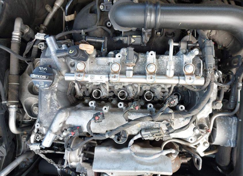 Photo 6 of 2017 Chevrolet Malibu 1LT (VIN 1G1ZE5ST3HF185630)