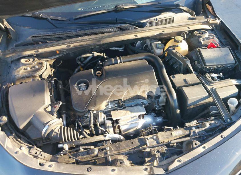 Photo 10 of 2017 Chevrolet Malibu 1LT (VIN 1G1ZE5ST3HF209280)