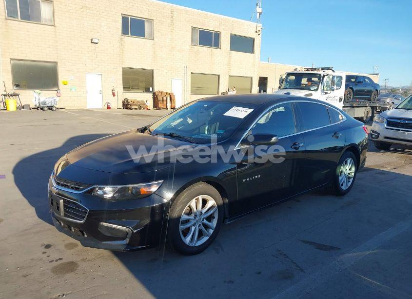 Photo 2 of 2017 Chevrolet Malibu 1LT (VIN 1G1ZE5ST3HF209280)