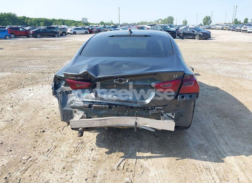 Photo 6 of 2017 Chevrolet Malibu 1LT (VIN 1G1ZE5ST3HF218593)