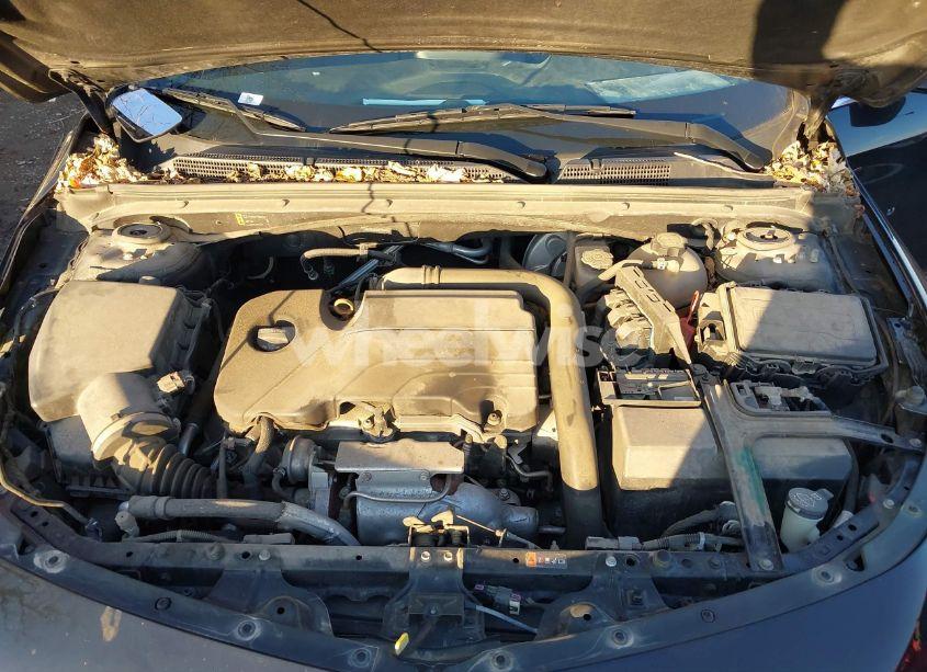 Photo 10 of 2017 Chevrolet Malibu 1LT (VIN 1G1ZE5ST3HF227052)