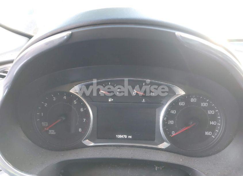 Photo 7 of 2017 Chevrolet Malibu 1LT (VIN 1G1ZE5ST3HF227052)